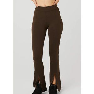 Alo Yoga Airbrush High Waist 7/8 Flutter Legging in Espresso / Brown | Size XS
